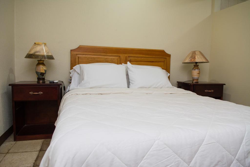 Hostal Casa Los Espinoza มานากัว ภายนอก รูปภาพ