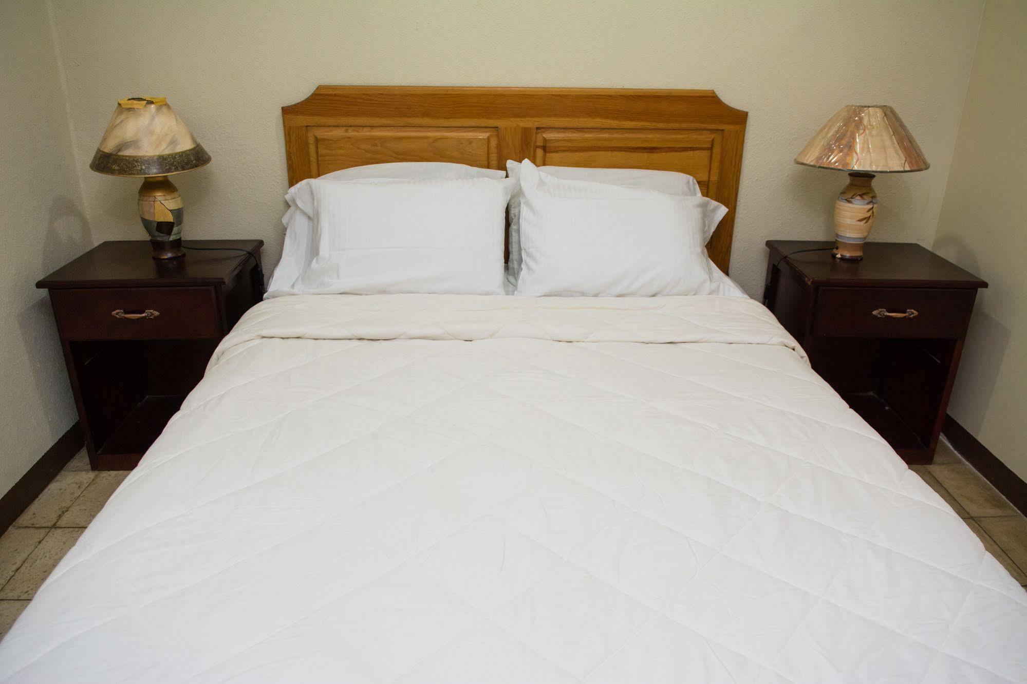 Hostal Casa Los Espinoza มานากัว ภายนอก รูปภาพ