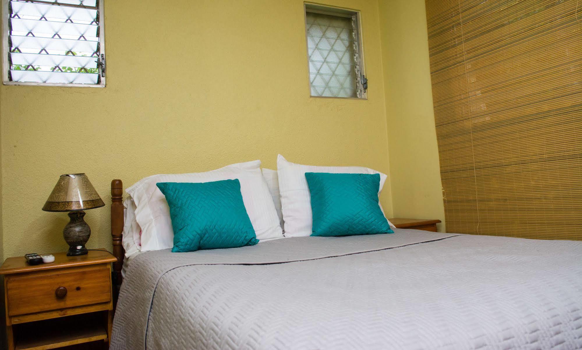 Hostal Casa Los Espinoza มานากัว ภายนอก รูปภาพ